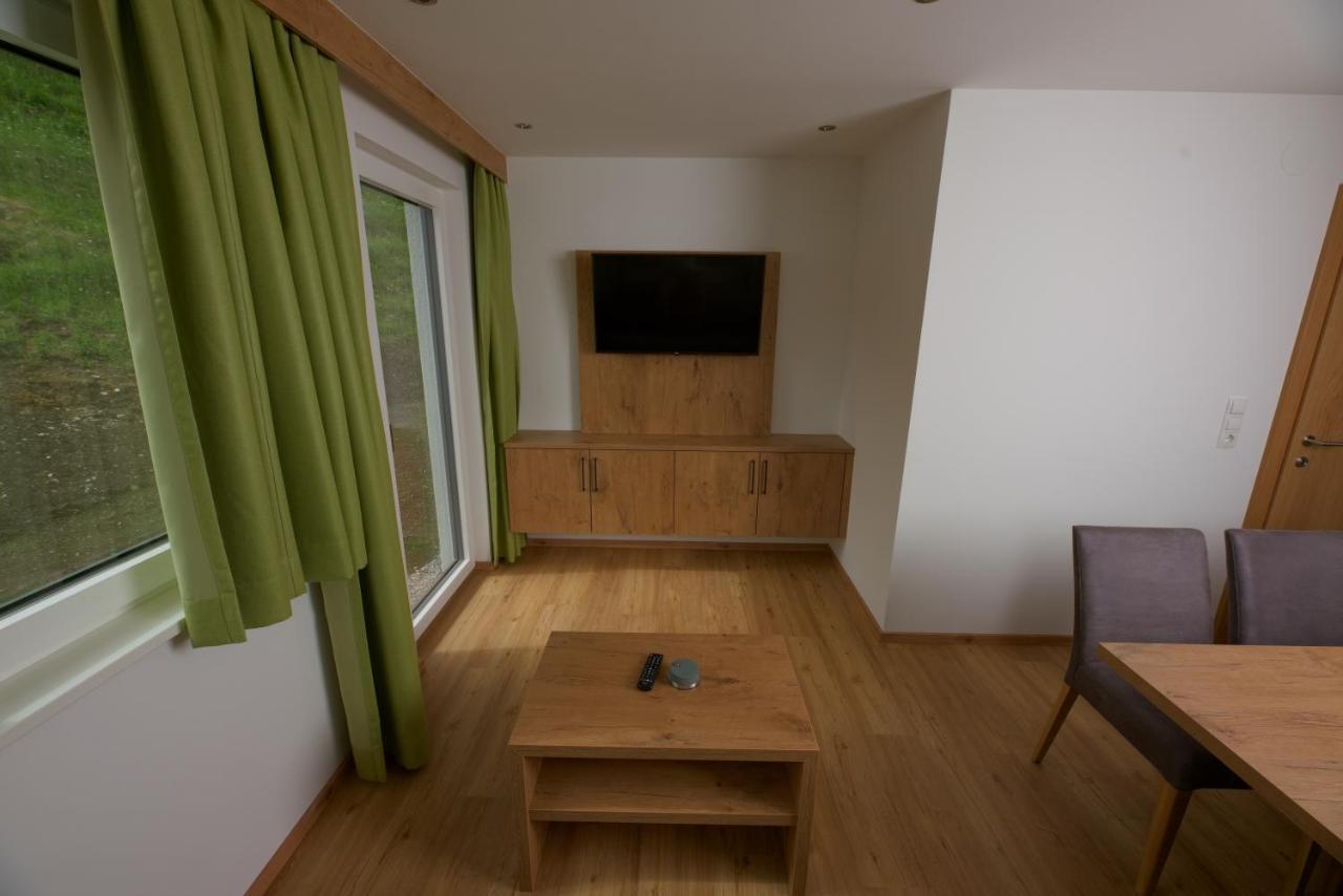 Mounira Ladis Appartement Buitenkant foto
