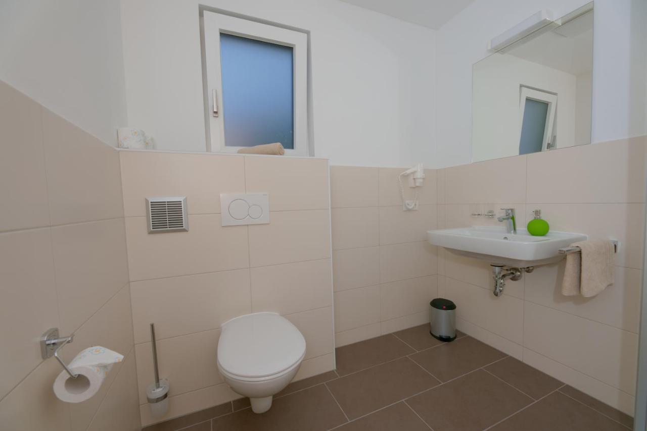 Mounira Ladis Appartement Buitenkant foto