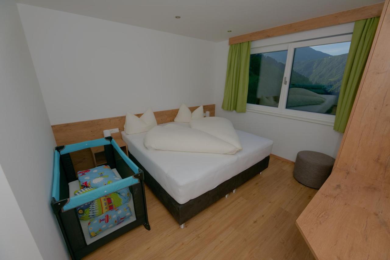 Mounira Ladis Appartement Buitenkant foto